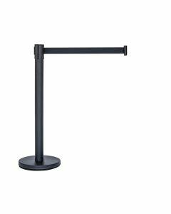Pedestal organizador de fila preto fosco em inox com fita retrátil preta